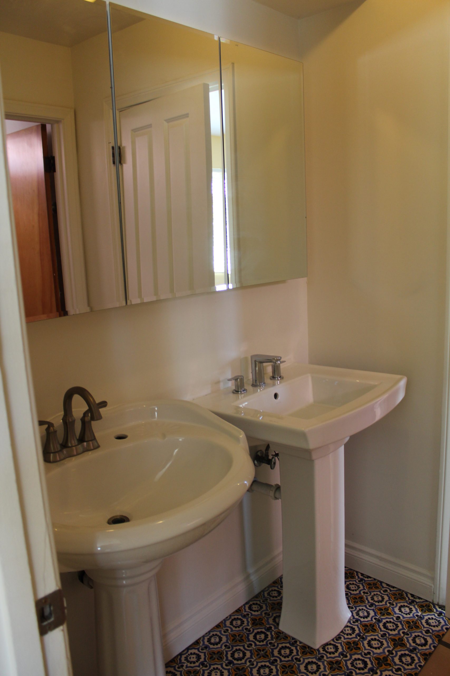6598 Del Playa Drive - B - St George & Associates