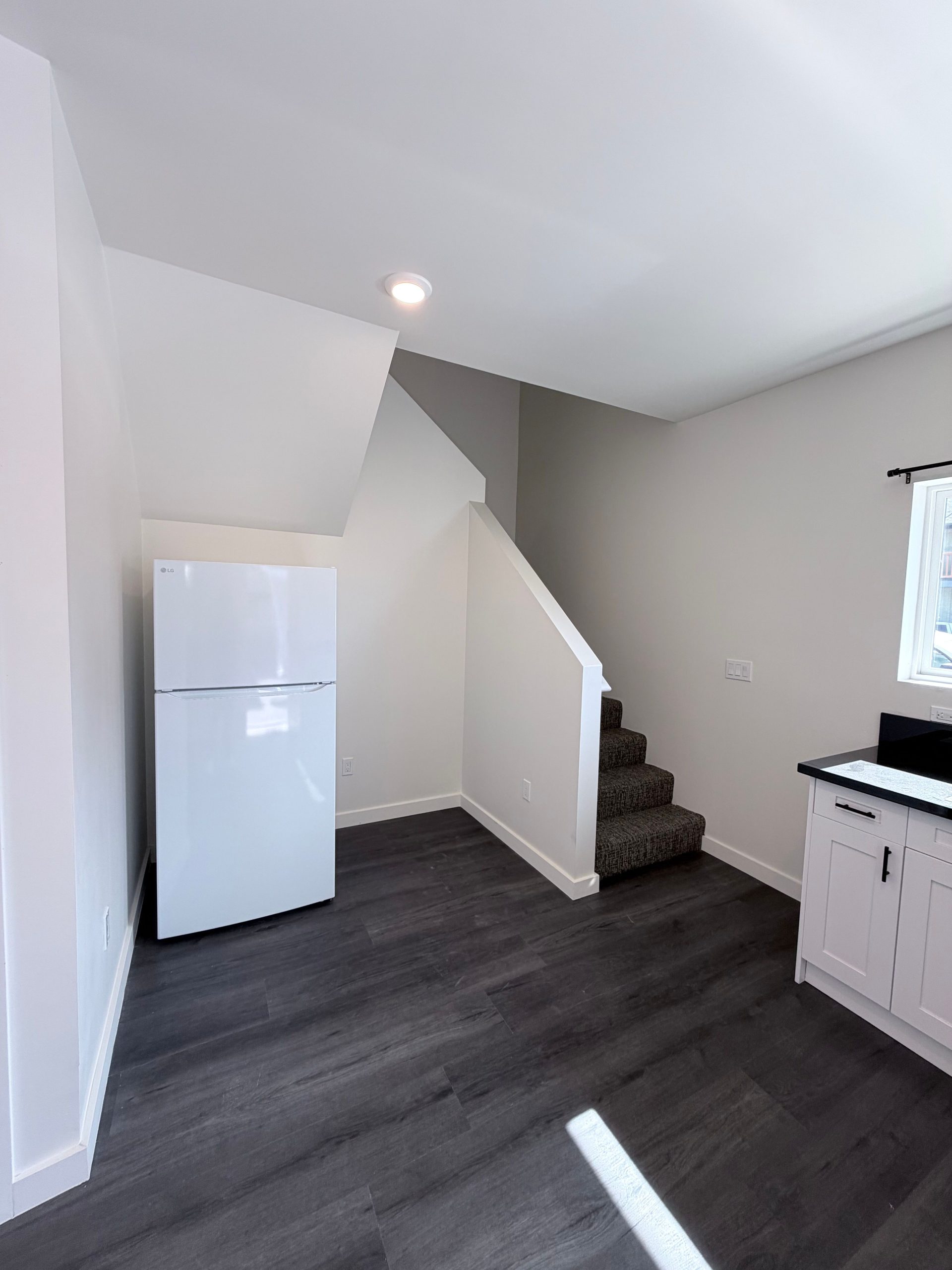6598 Del Playa Drive, Isla Vista, CA 93117