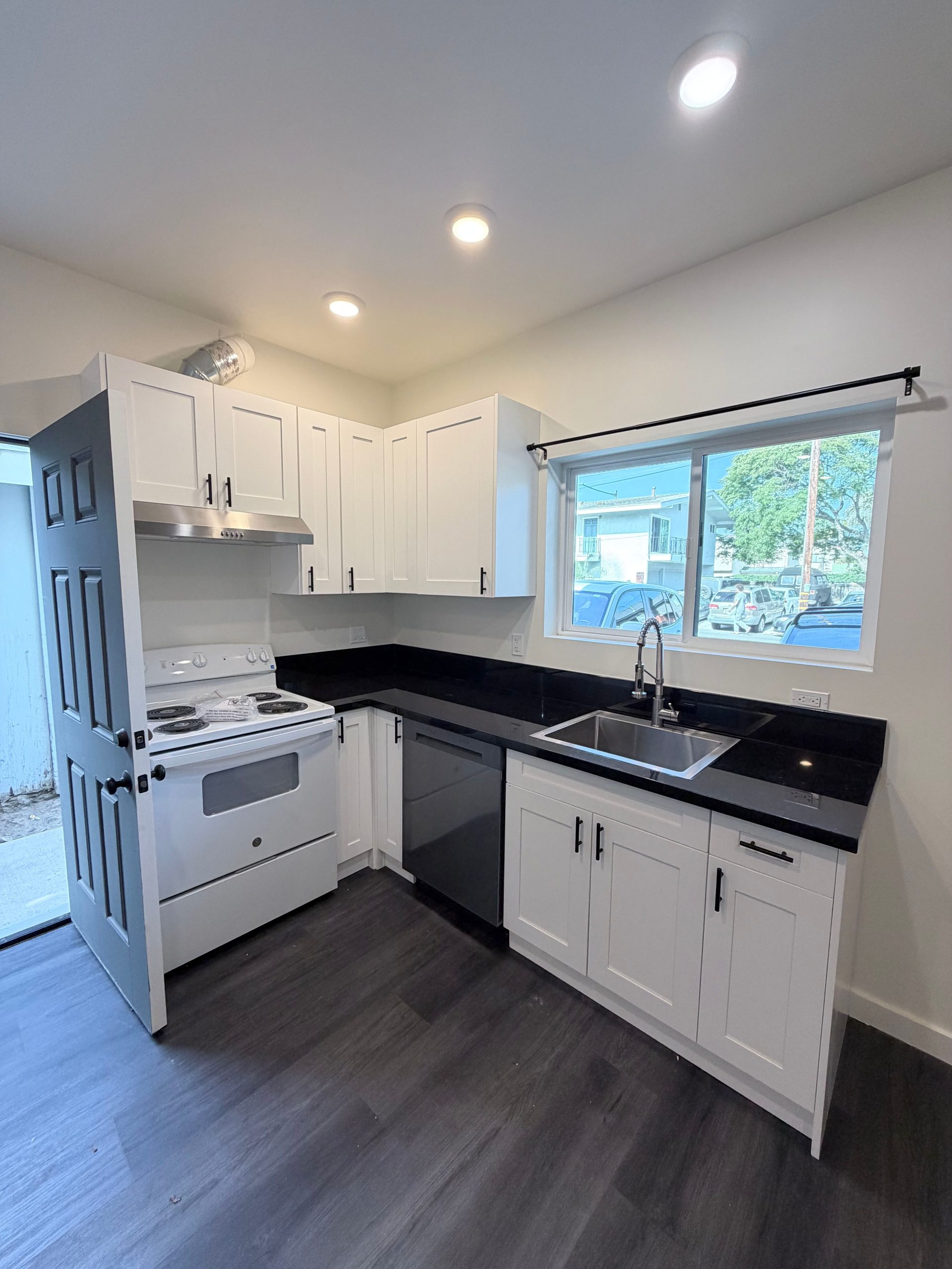 6602 Del Playa Drive, - C, Isla Vista, CA 93117